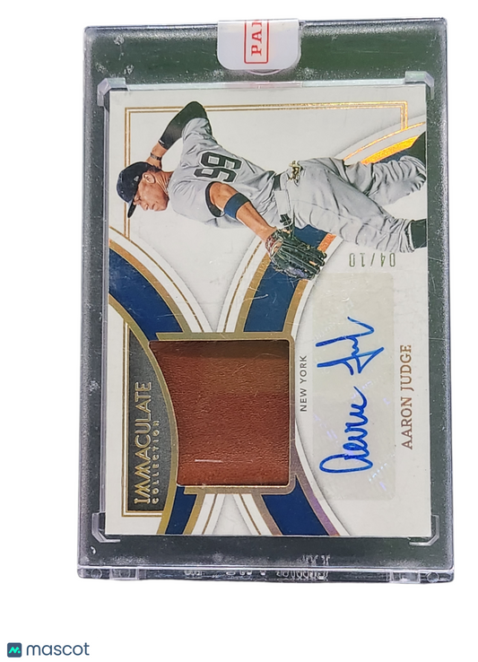UFC MMA Panini 2022 Panini Aaron Judge #Jfgs-Aj 04/10 Jumbo Fielding Glove Memorabilia